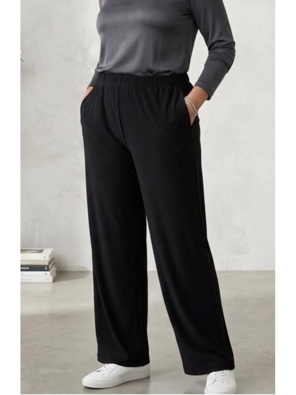 Frank Lyman Wide Leg Woman’s size 10 Black Pants 2016